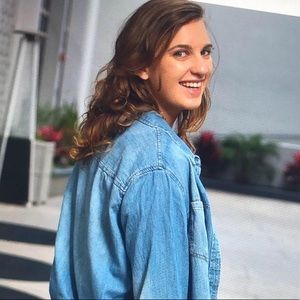 Meet your Posher, Angela